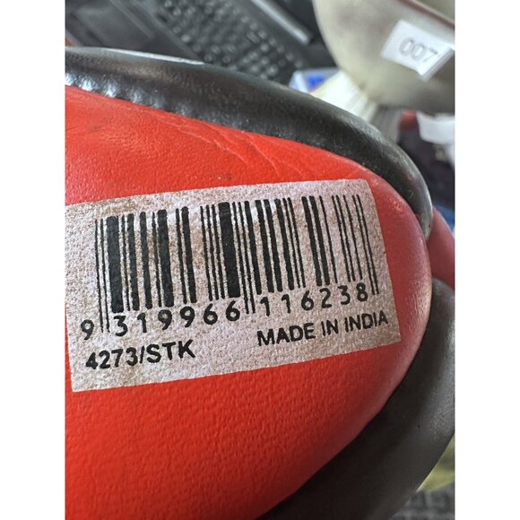 Sherrin Ruby Football Kangaroo Brand - St. K.F.C Kilda Saints - Picture 8 of 9